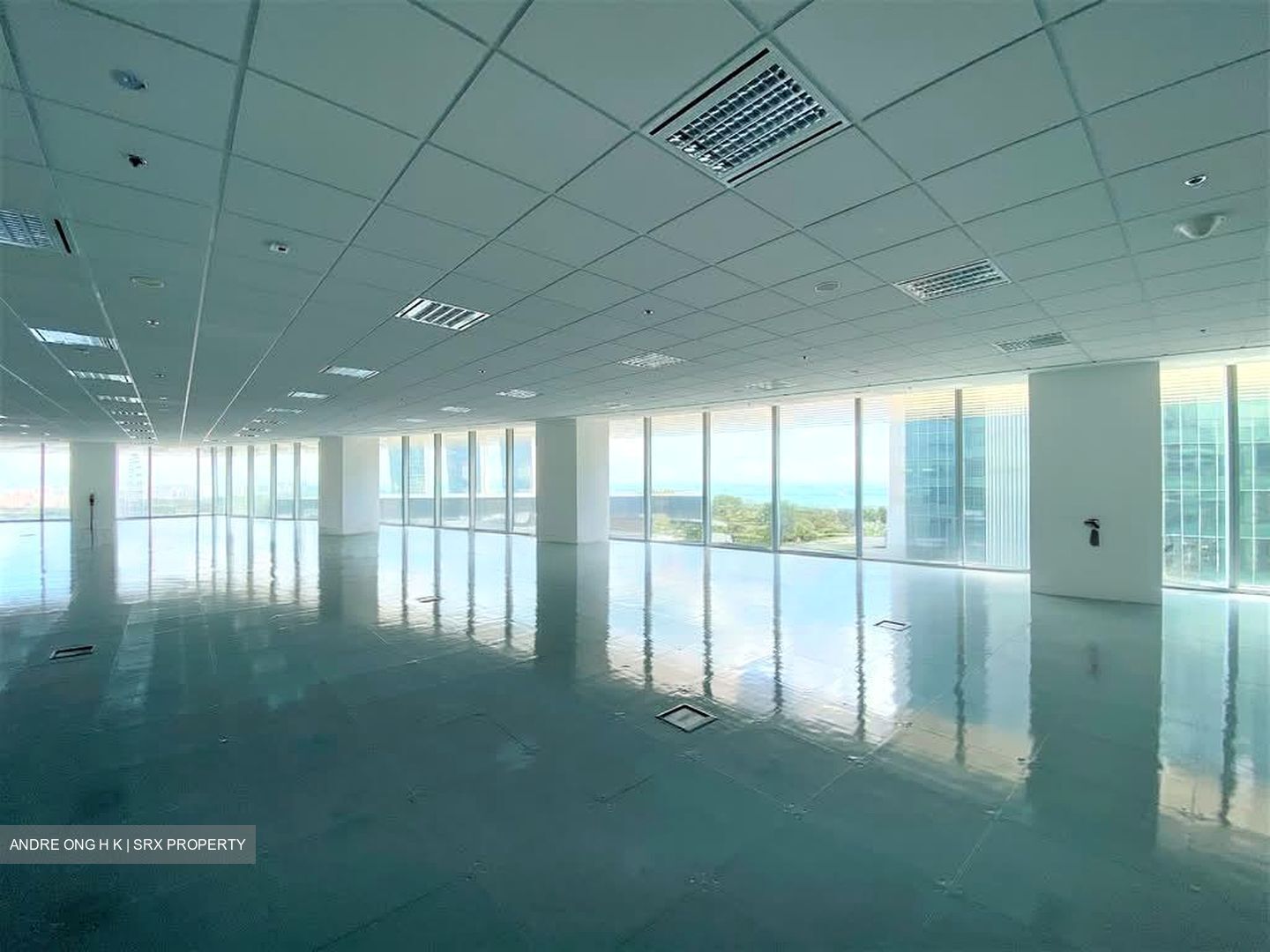 Ocean Financial Centre (D1), Office #594019921